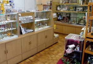店内入口付近から